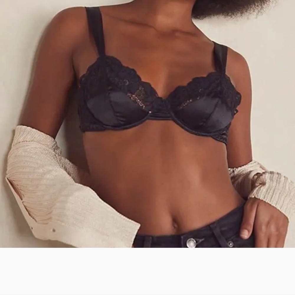 We are HAH by free people after hours bra - noir/black
